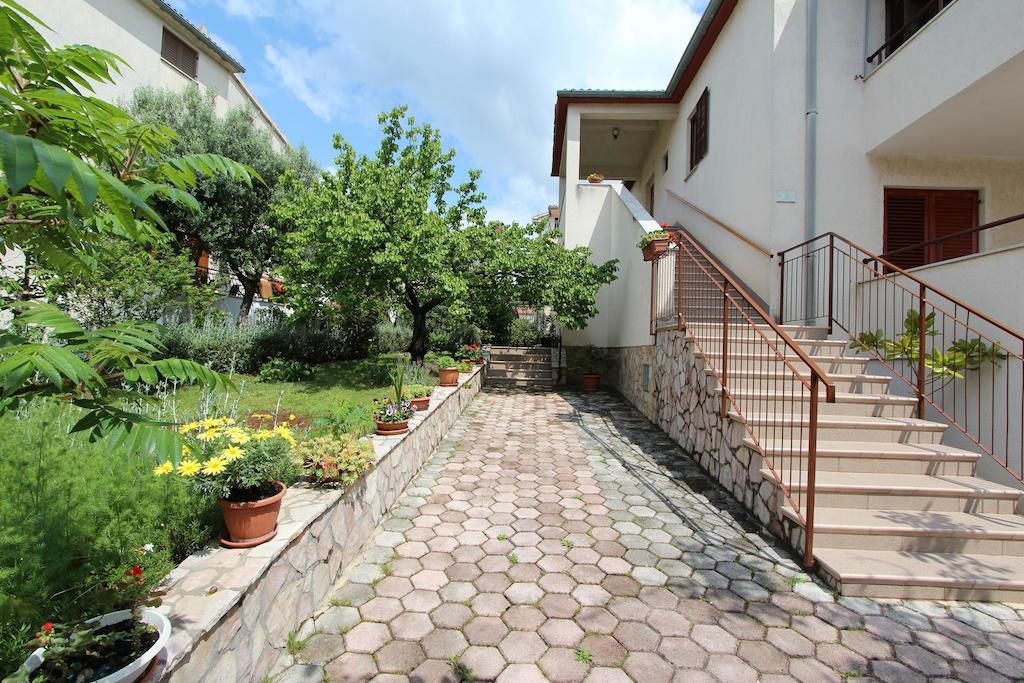 Rooms And Apartment Sanja Rovinj Ngoại thất bức ảnh